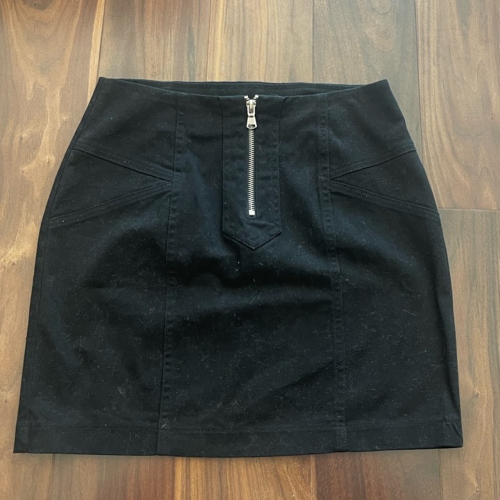 Forever 21 Black Mini Pencil Skirt for Night Out